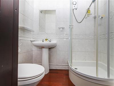 En Suite Shower Room